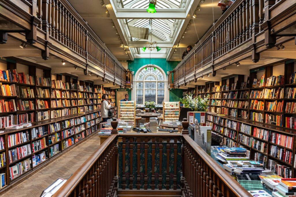 Daunt books in London - Photo by Ugur Akdemir on Unsplash