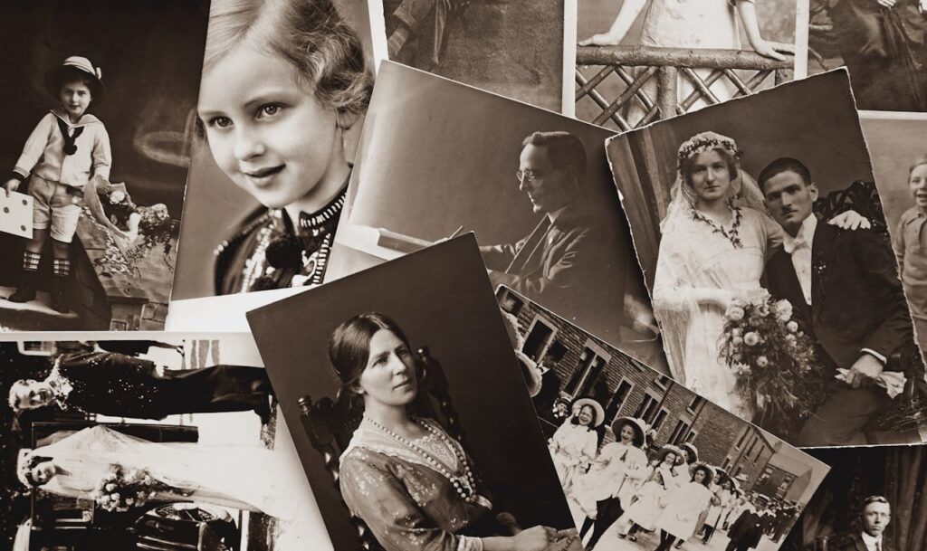 Old photos to inspire your historical fiction - Photo by Suzy Hazelwood for Pexels